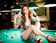 Hendra Lesmana re play poker 
